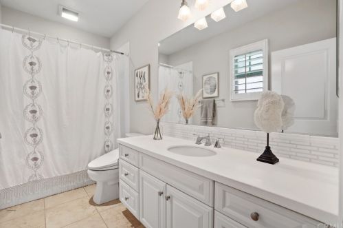 24 Constantine, Irvine CA  92620-3547 exterior