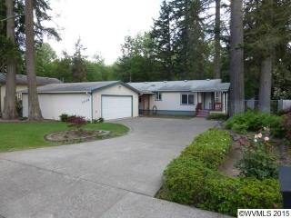 1039 Willow Ave, Woodburn OR  97071-2148 exterior