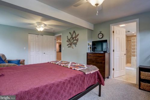 241 Cherry St, Lancaster PA  17602-2725 exterior