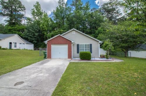 1307 Creek View Dr, Monroe, GA 30655-2292