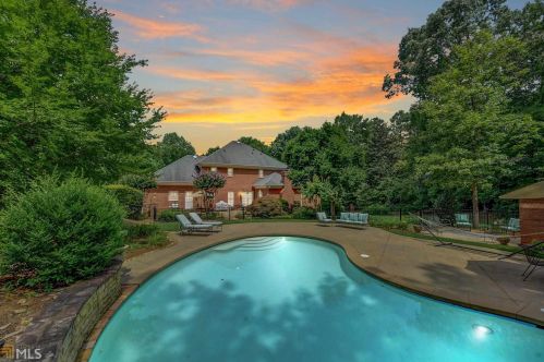 3677 Habersham Ln, Duluth, GA 30096-6111