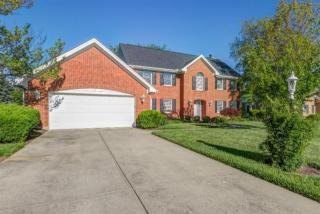 135 Chartley Ct, Dayton, OH 45440-3600