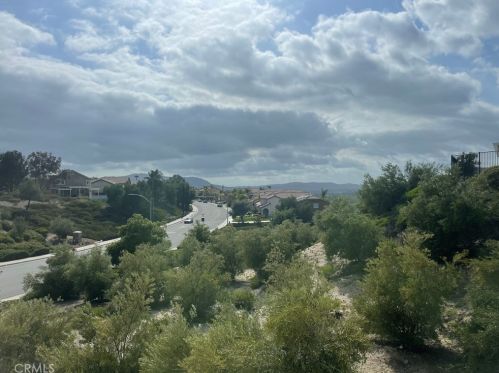 44260 Nighthawk Pass, Temecula CA  92592-1388 exterior