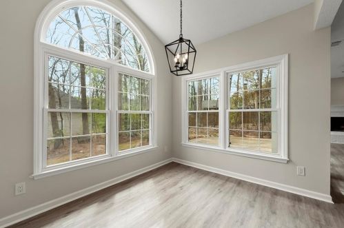 340 Falcon Creek Dr, Suwanee GA  30024-2598 exterior