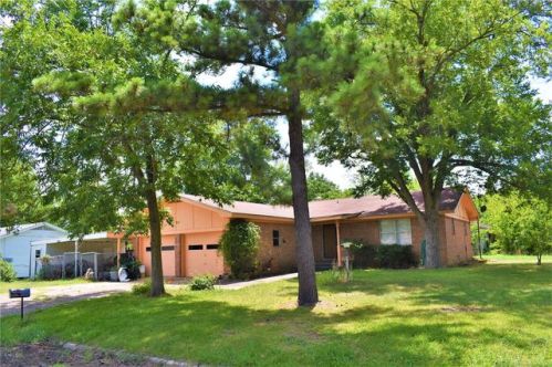 302 9th St, Messer, OK 74743-4802