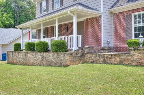 1400 Willow Bend Dr, Lithonia, GA 30078-5820