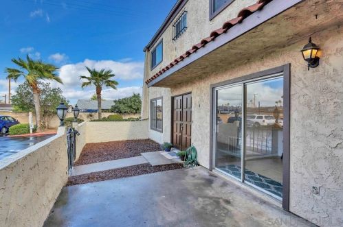 294 Chambers St, El Cajon, CA 92020-3332