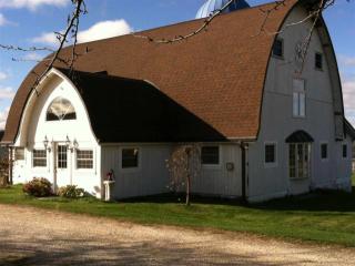 2645 Rotary Rd, Rockford, IL 61109-5043
