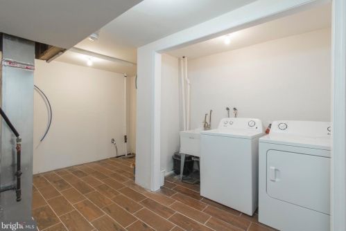 1338 22nd St, Philadelphia PA 19146-4241 exterior