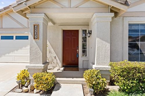 43259 Camino Caruna, Temecula, CA 92592-3810