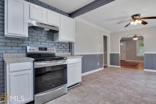 180 Scott Blvd, Stockbridge GA 30281-3855 exterior