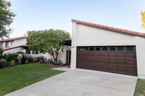 3121 Singingwood Dr, Torrance, CA 90505-7125