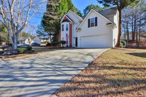 2297 Wind Lass Dr, Buford, GA 30518-2288