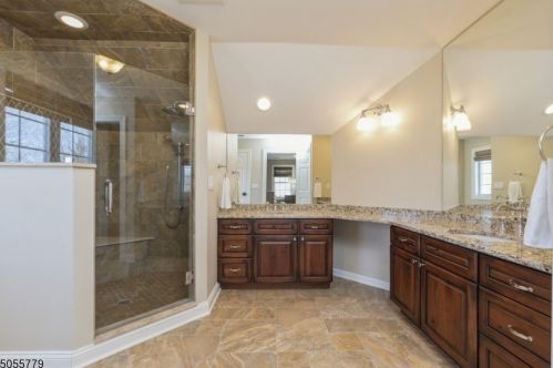 3 Farmstead Ct, Dover NJ  07869-3501 exterior