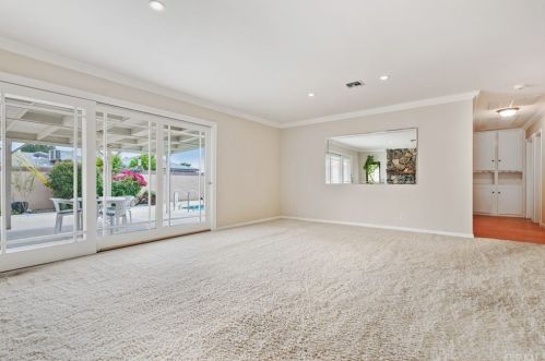 2440 Glenoaks Ave, Anaheim CA 92801-3225 exterior