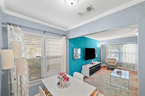 805 Northwood Rd, Fort Worth TX  76107-1045 exterior