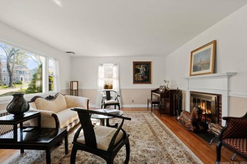 12 Highbrook Rd, Norwalk, CT 06851-3904