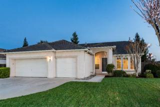 2987 Twain Ave, Clovis, CA 93611-6950
