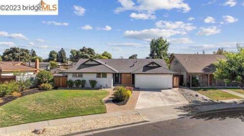 970 Stimel Dr, Concord CA  94518-3934 exterior
