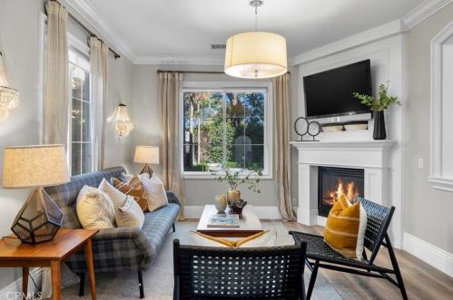 46 Danbury Ln, Irvine CA  92618-3972 exterior