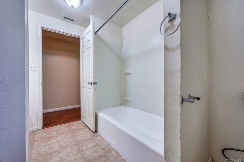 1283 13th St, Upland CA 91786-2966 exterior