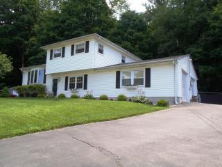 19 Dell Rd, Stanhope, NJ 07874-2710