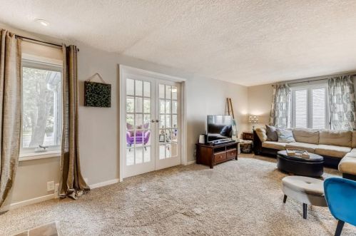 1519 Dale St, Saint Paul MN  55117-3410 exterior
