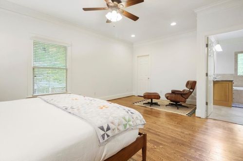 1331 Carolyn Dr, Atlanta GA  30329-3546 exterior