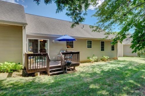 25 Shares Ln, Wapping CT  06074-3861 exterior