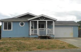 700 Penny Ln, Riddle, OR 97469-8624