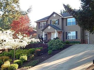 2420 Wilson Dr, Eugene OR  97405-1420 exterior