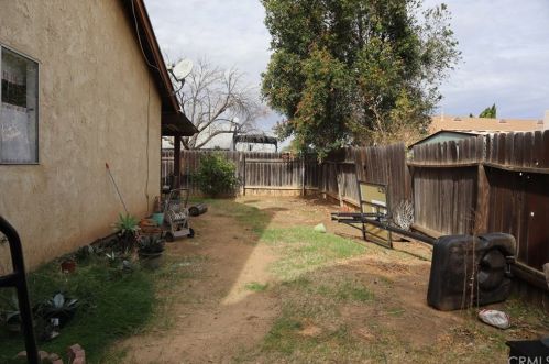 10741 Collett Ave, Riverside CA  92505-2943 exterior