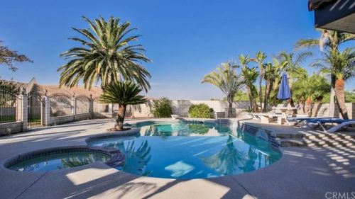 10919 Sunset Meadow Dr, Riverside, CA 92505-2107