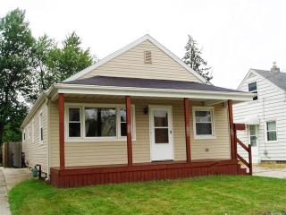 3220 Brock Dr, Toledo OH  43613-1033 exterior