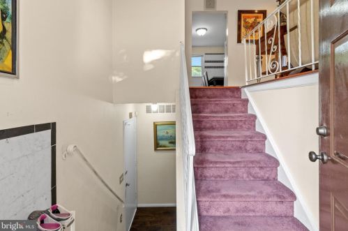 68 Misty Morn Ln, Trenton, NJ 08638-1819