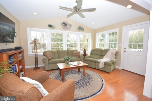 1949 Rachael Dr, Lancaster PA  17601-3627 exterior