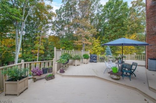25 Ridge Rd, Parsippany, NJ 07834-9628