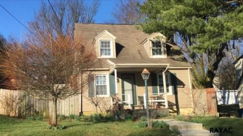 1320 Ogontz St, York PA  17403-3358 exterior