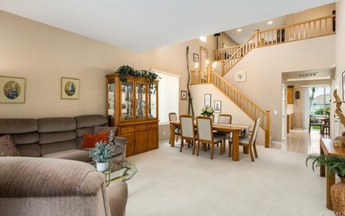 8815 Heatherwood Rd, Anaheim CA  92808-1695 exterior