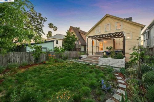 2911 Newbury St, Berkeley, CA 94703-2514