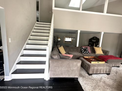 16 Provident Ct, Tinton Falls NJ  07712-7264 exterior