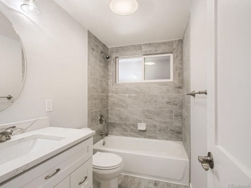 6814 53rd Ave, Arvada CO  80002-3906 exterior