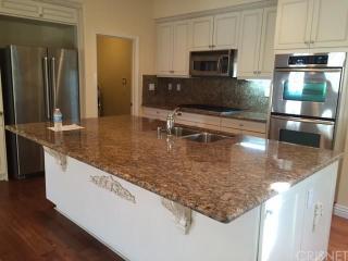 104 Spanish Lace, Irvine CA  92620-3424 exterior