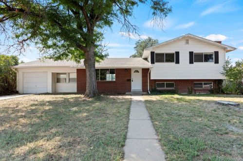 4675 Lipan St, Englewood, CO 80110-5509