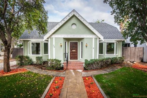38 San Gorgonio Dr, Redlands, CA 92373-4644
