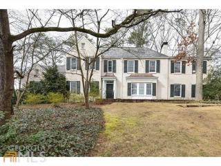 2240 Woodward Way, Atlanta, GA 30305-4043