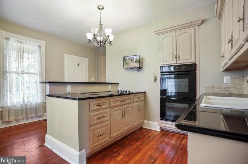 328 Mildred St, Charles Town WV  25414-1834 exterior