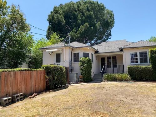 4228 Murietta Ave, Van Nuys CA  91423-4225 exterior