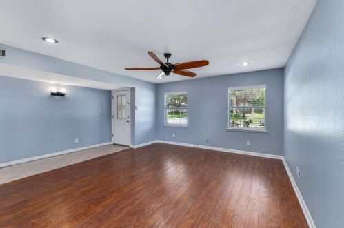 2915 Rayswood Dr, Carrollton TX 75007-5753 exterior