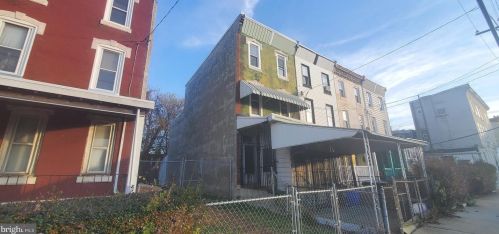 2809 12th St, Philadelphia, PA 19133-1228